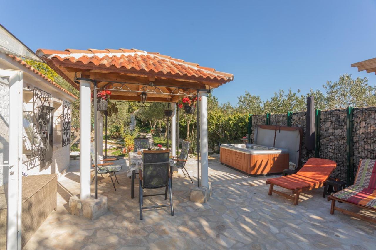 Anica&Jaglica Villa Bristane Exterior photo